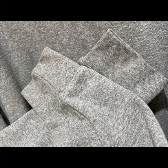 Discord mens size XL sweatshirt. In like new condition. Dotexe brand - Picture 11 of 11